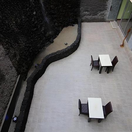 Sea View Hotel Jeju Exteriör bild