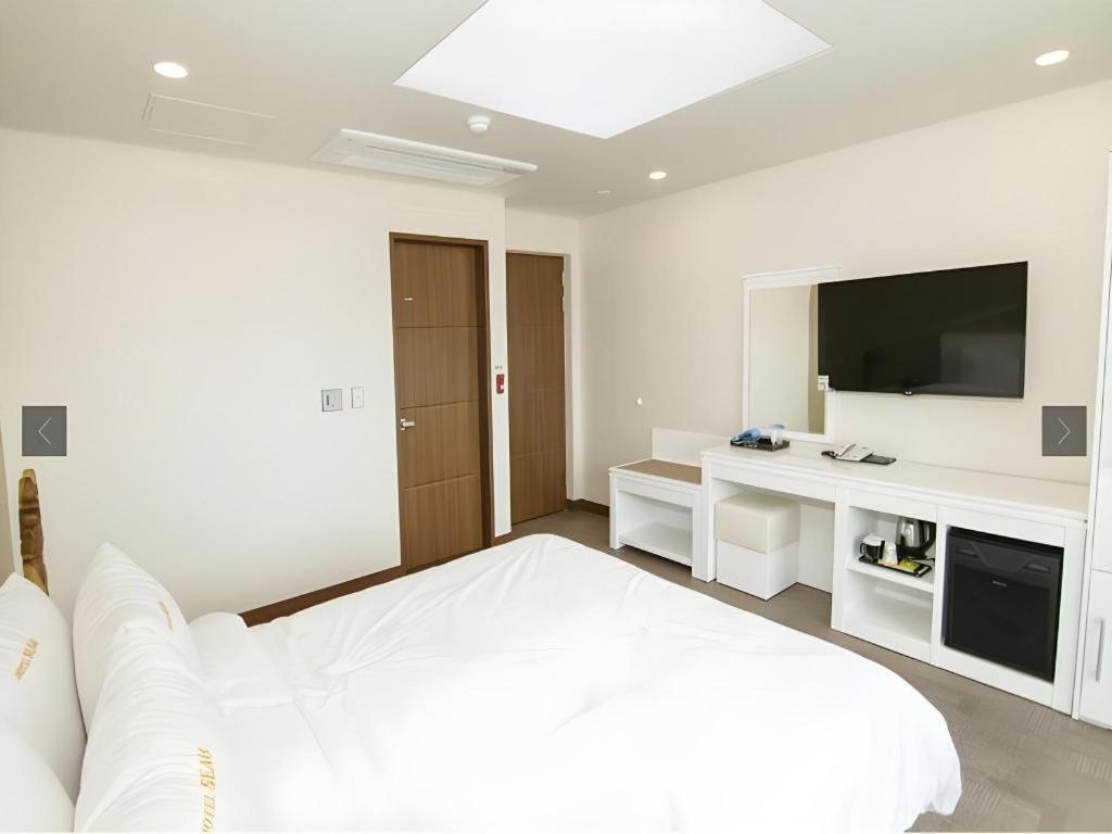 Sea View Hotel Jeju Exteriör bild